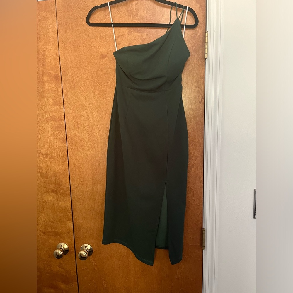 Hello Molly one shoulder dress with slit